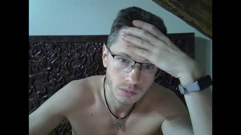 Snapshot of lumberjack_000 chatting on 12-04-25, 11:02 Jack online show from 12-04-25, 11:02