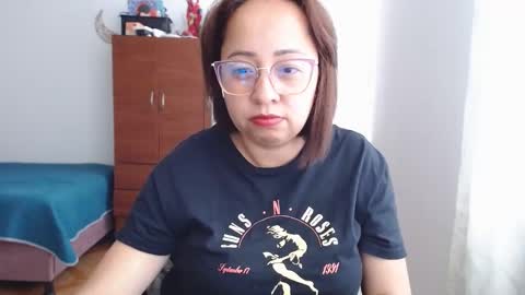 LUMI     online show from 12-20-24, 06:56