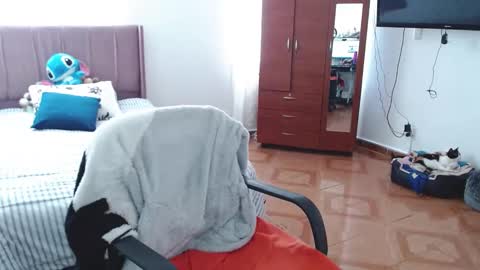 LUMI     online show from 02-27-25, 05:47