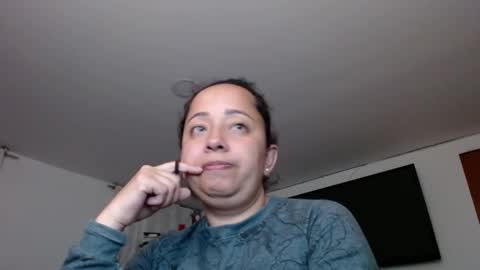 LUMI     online show from 03-05-25, 12:16