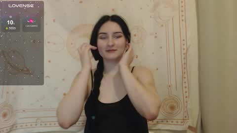 Snapshot of lumulav9 chatting on 10-10-25, 10:47 Lumulav online show from 10-10-25, 10:47