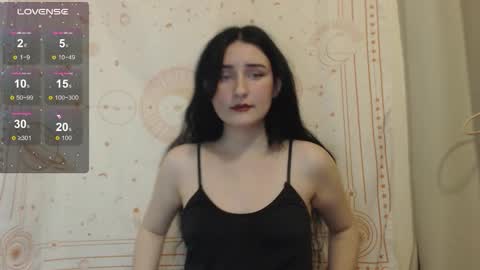Snapshot of lumulav9 chatting on 11-18-25, 01:33 Lumulav online show from 11-18-25, 01:33