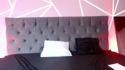 luna1126 online show from 04-05-26, 12:13