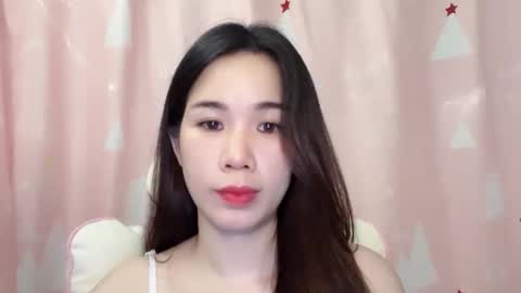 Snapshot of luna4739 chatting on 06-11-26, 12:43 Luna online show from 06-11-26, 12:43
