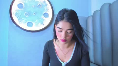 Luna online show from 02-05-26, 11:37