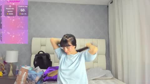 Luna online show from 10-24-25, 11:39