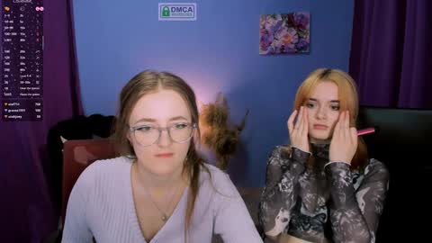 luna_berryy online show from 01-21-25, 11:34