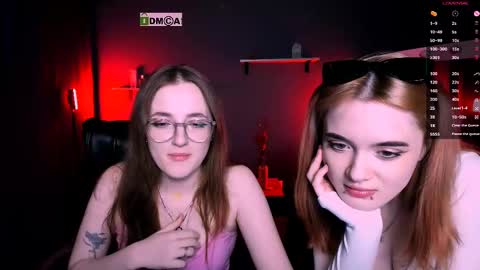 luna_berryy online show from 03-04-25, 11:22