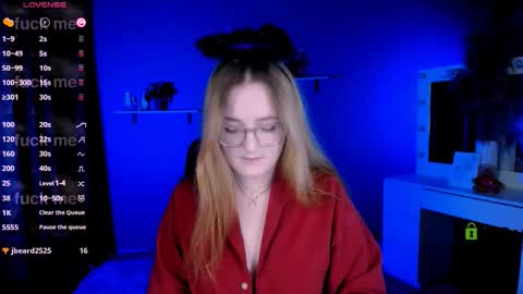 luna_berryy online show from 10-02-25, 07:54