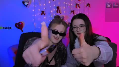 luna_berryy online show from 04-18-26, 07:58