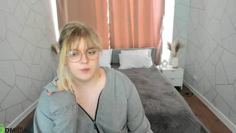 luna online show from 03-21-26, 08:19