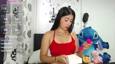 Luna charlotte95 online show from 01-06-26, 09:07