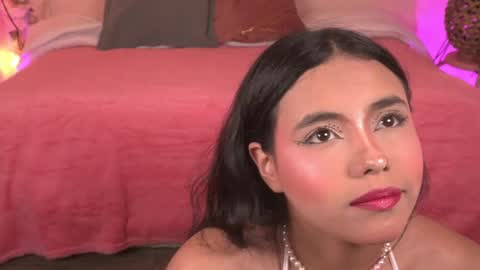 Lunita online show from 04-01-26, 07:11