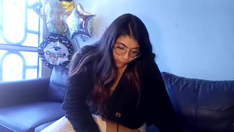 luna  online show from 02-25-25, 02:11