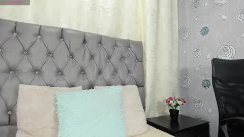 Luna Eva online show from 03-24-26, 02:22