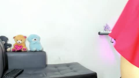  Luna Fioree  online show from 12-20-25, 05:03