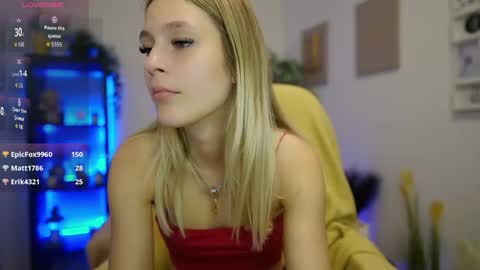 luna_grace18 online show from 05-06-26, 01:27