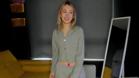 Elizabeth online show from 02-07-26, 08:07