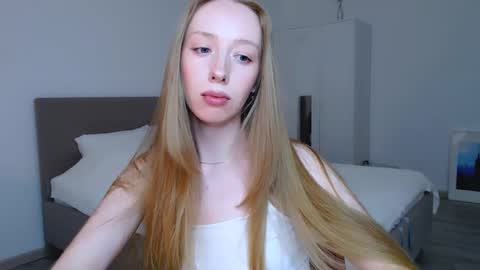 Luna online show from 03-01-25, 09:59