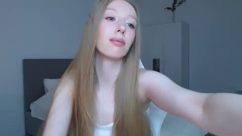 Luna online show from 10-07-25, 08:39