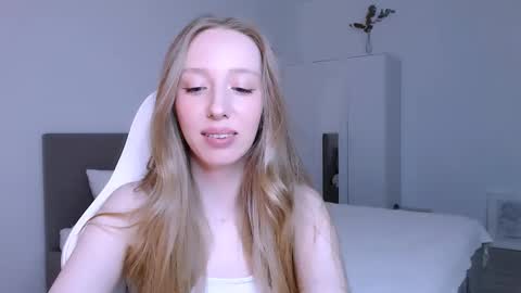 Luna online show from 11-29-25, 08:23