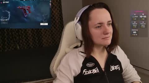 Snapshot of luna_loveeee chatting on 11-07-25, 04:23 luna_loveeee online show from 11-07-25, 04:23