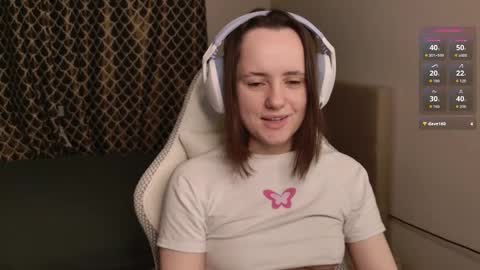 Snapshot of luna_loveeee chatting on 11-24-25, 03:17 luna_loveeee online show from 11-24-25, 03:17