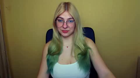 Luna online show from 01-07-25, 08:24