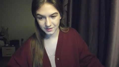 Snapshot of luna_lust_21 chatting on 11-26-25, 02:56 Luna online show from 11-26-25, 02:56