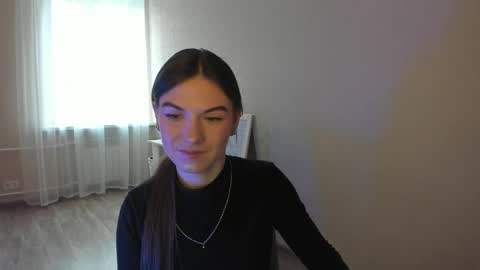 luna_lust_211 online show from 04-01-26, 04:46