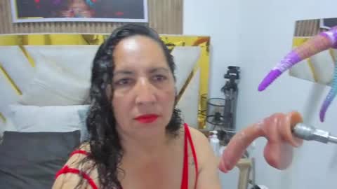 Snapshot of luna_naughty1 chatting on 06-27-26, 11:04 luna_naughty1 online show from 06-27-26, 11:04