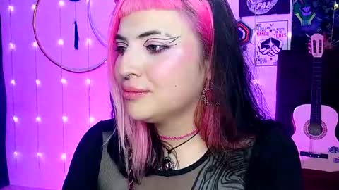 MISS LUNA  online show from 02-19-25, 05:16