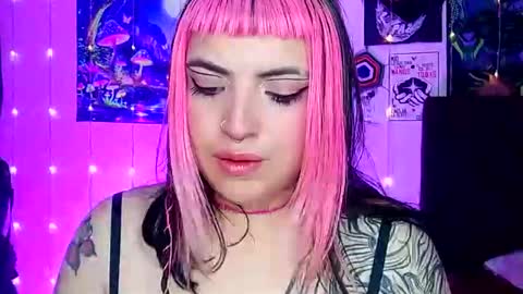 MISS LUNA  online show from 02-23-25, 07:22