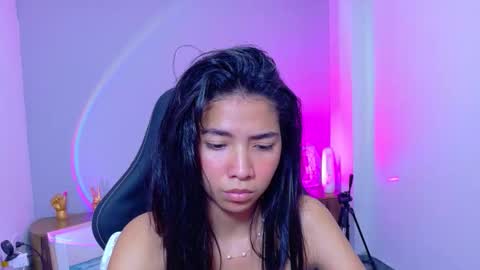 Snapshot of luna_roja25 chatting on 02-12-26, 03:07 LUNA online show from 02-12-26, 03:07