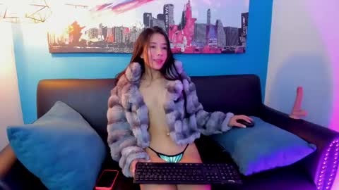 Luna Rosse  online show from 05-22-26, 02:01