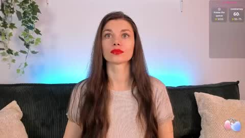 luna_smille online show from 05-18-26, 07:14