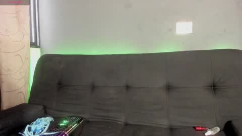 luna_sophya online show from 11-29-25, 12:41