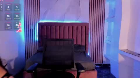 Luna  online show from 09-18-25, 12:07