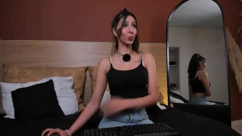 luna online show from 02-25-26, 01:54