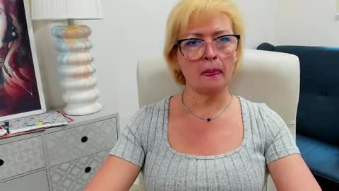 Snapshot of luna_xfantasy chatting on 06-03-26, 02:33 L u n a online show from 06-03-26, 02:33