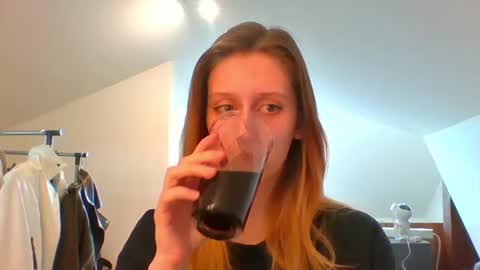 Snapshot of luna_xsensual chatting on 03-05-25, 02:45 L U N A online show from 03-05-25, 02:45