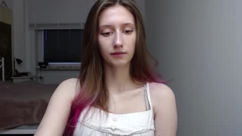 Snapshot of luna_xsensual chatting on 11-24-25, 06:46 L U N A online show from 11-24-25, 06:46