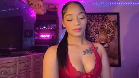 Snapshot of lunaa_11 chatting on 06-04-26, 06:41 lunaa_11 online show from 06-04-26, 06:41
