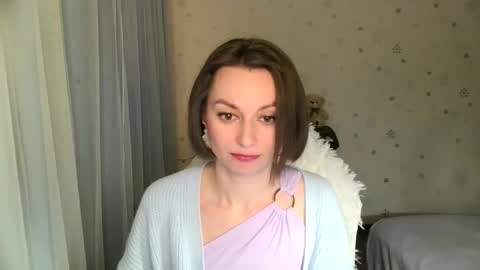 lunaa_bluee online show from 12-13-25, 11:21