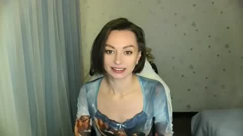 lunaa_bluee online show from 01-19-26, 12:03