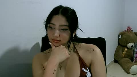 lunaa_sub online show from 03-06-25, 01:27