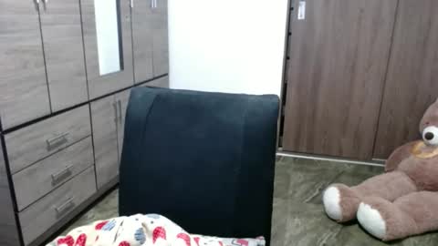 lunaa_sub online show from 10-01-25, 04:02