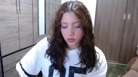 lunaa_sub online show from 01-11-26, 05:07