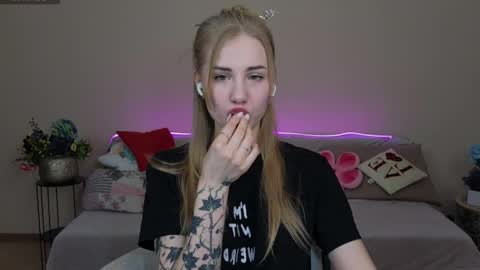 LunaBelli online show from 04-04-26, 07:11