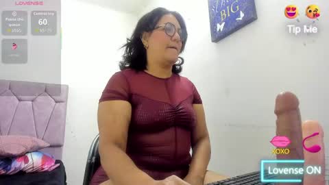 Snapshot of lunabrillante1972 chatting on 06-15-26, 12:35 lunabrillante1972 online show from 06-15-26, 12:35